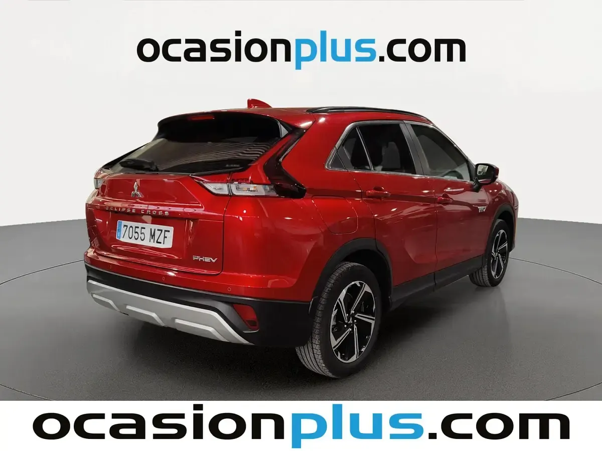 Usado Mitsubishi Eclipse Cross 188 CV (138 kW) 2025 Rojo SUV