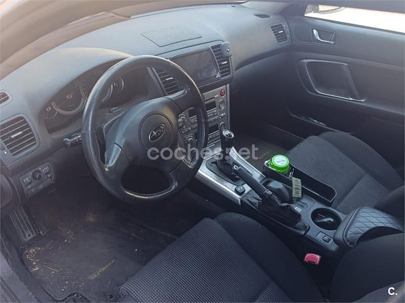 Usado Subaru Legacy 165 CV (121 kW) 2006 Gris / plata Familiar