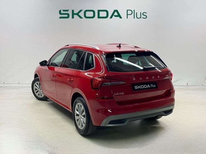 Rojo Usado 2024 Skoda Kamiq Ambition SUV | 20.900 € (Precio justo) - Imagen 1/4