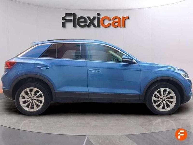 Usado VW T-Roc Life 150 CV (110 kW) 2023 Azul SUV