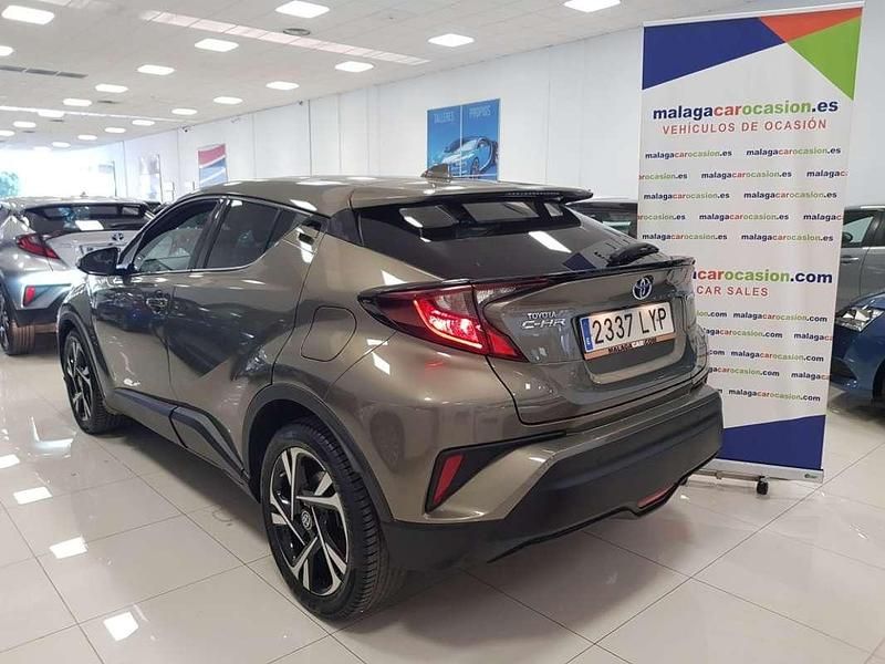 Usado Toyota C-HR Advance 122 CV (89 kW) 2022 Marrón SUV