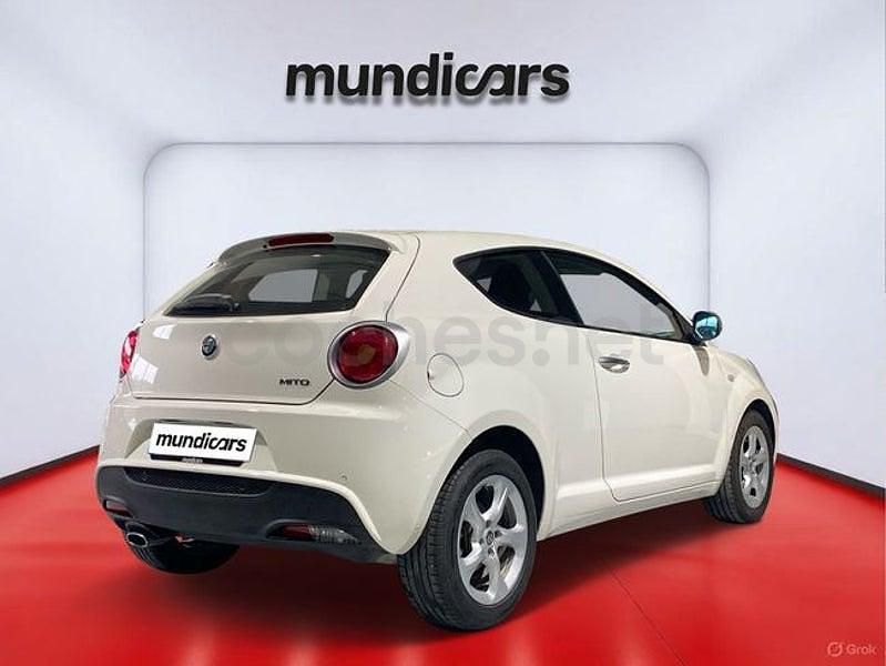 Usado Alfa Romeo MiTo Super 95 CV (69 kW) 2018 Blanco Utilitario