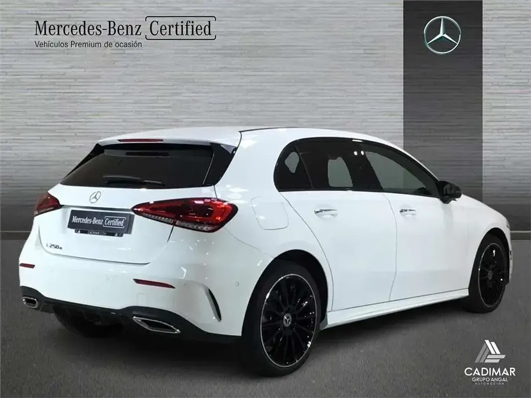 Usado Mercedes A250 218 CV (160 kW) 2023 Berlina