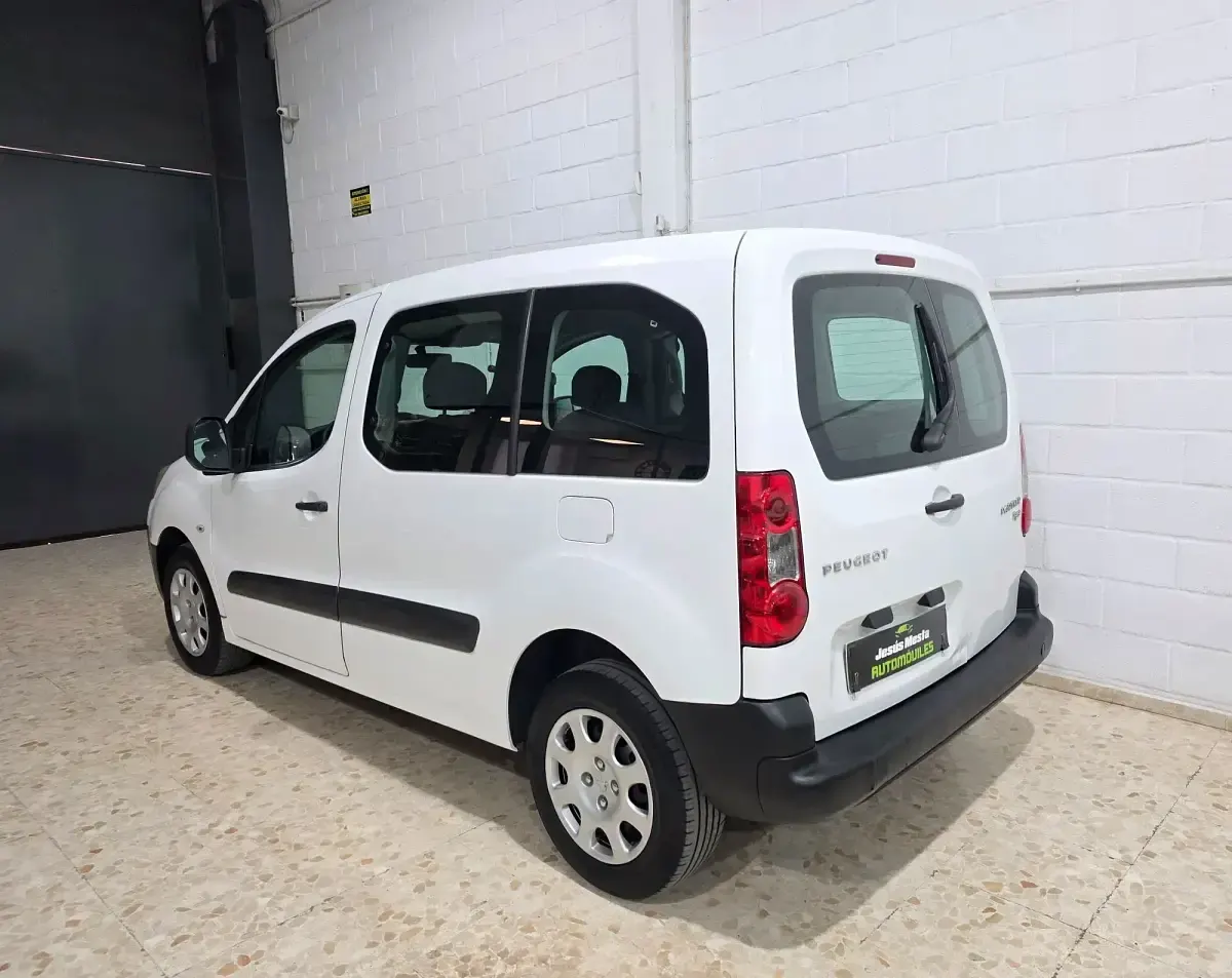 Usado Citroën Berlingo 75 CV (55 kW) 2012 Monovolumen