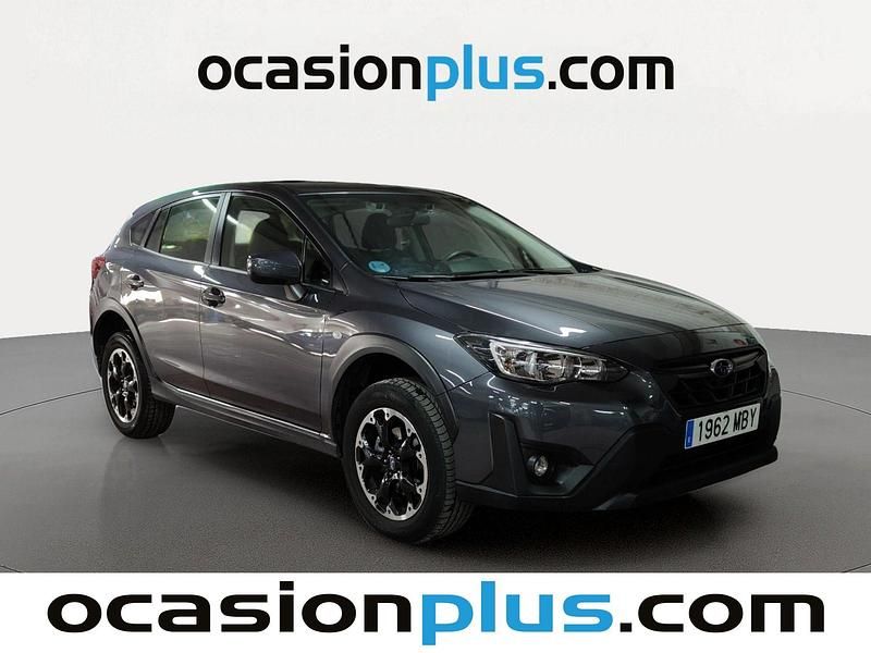 Usado Subaru XV Sport 114 CV (83 kW) 2022 Gris SUV