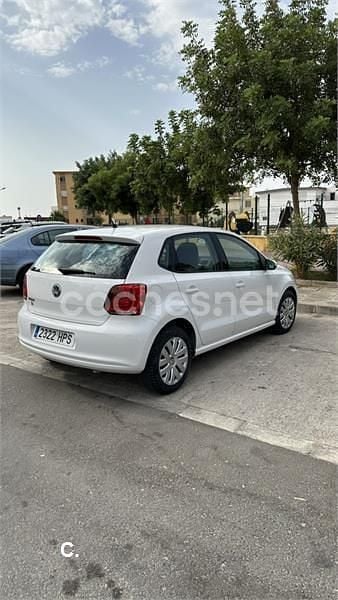 Usado VW Polo Advance 70 CV (51 kW) 2013 Blanco Berlina