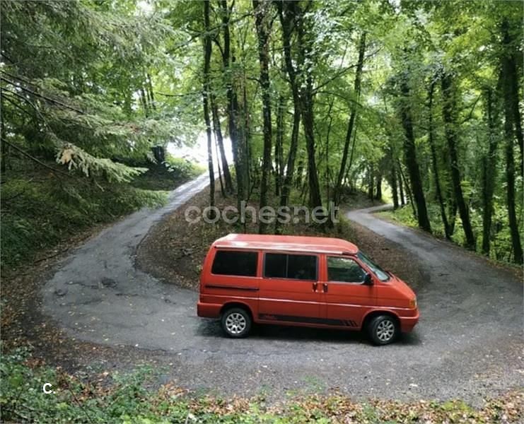 Usado VW California Beach 110 CV (80 kW) 2019 Rojo Van