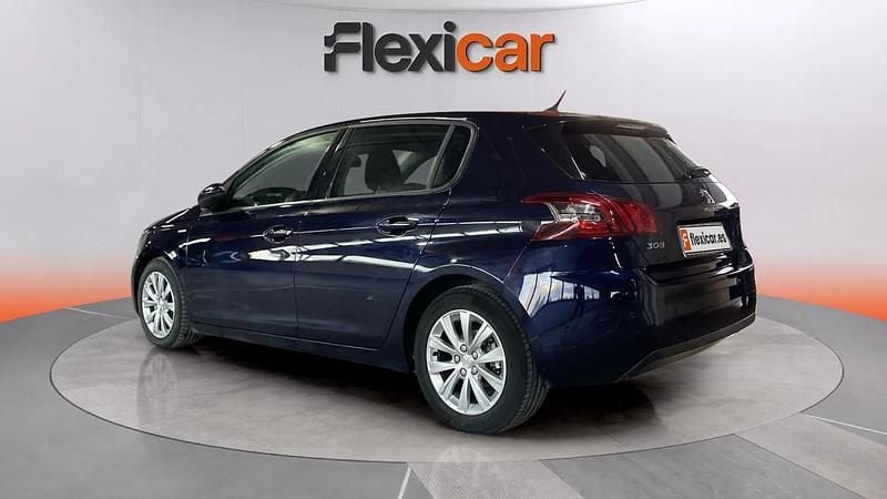 Usado Peugeot 308 Access 131 CV (96 kW) 2020 Azul Utilitario