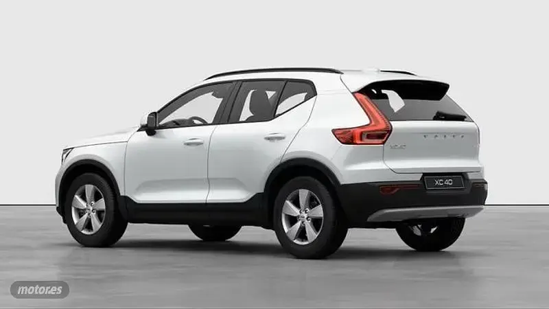 Nuevo Volvo XC40 163 CV (119 kW) 2026 Blanco SUV