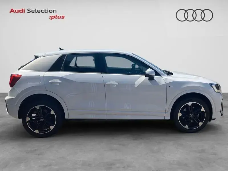 Usado Audi Q2 S-Line 150 CV (110 kW) 2024 Blanco SUV