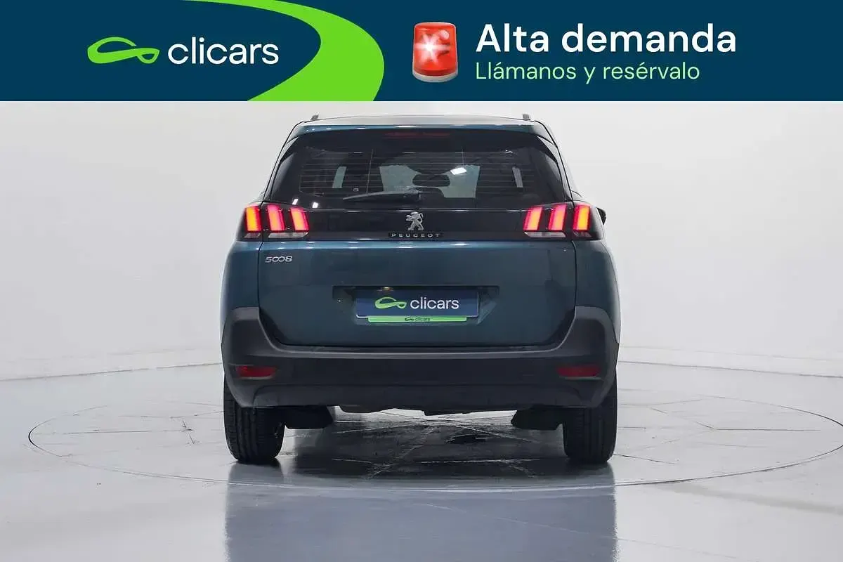 Usado Peugeot 5008 Active 131 CV (96 kW) 2019 Azul SUV