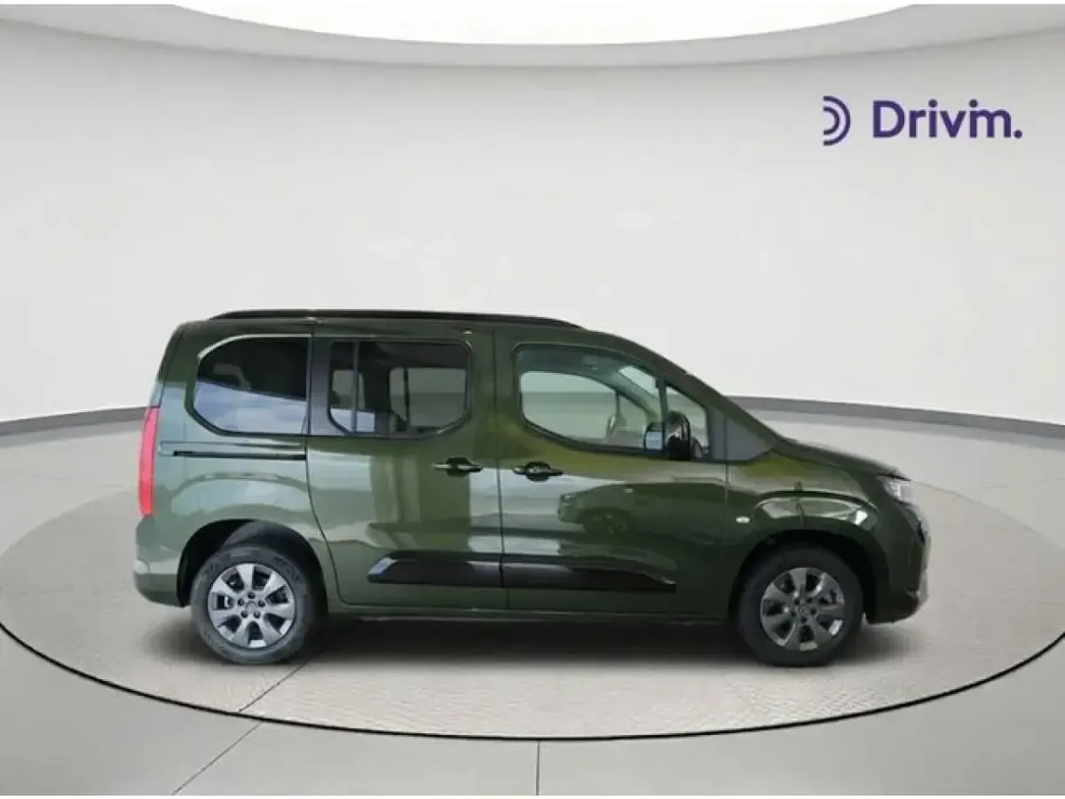 Nuevo Opel Combo S 100 CV (73 kW) 2026 Verde Monovolumen