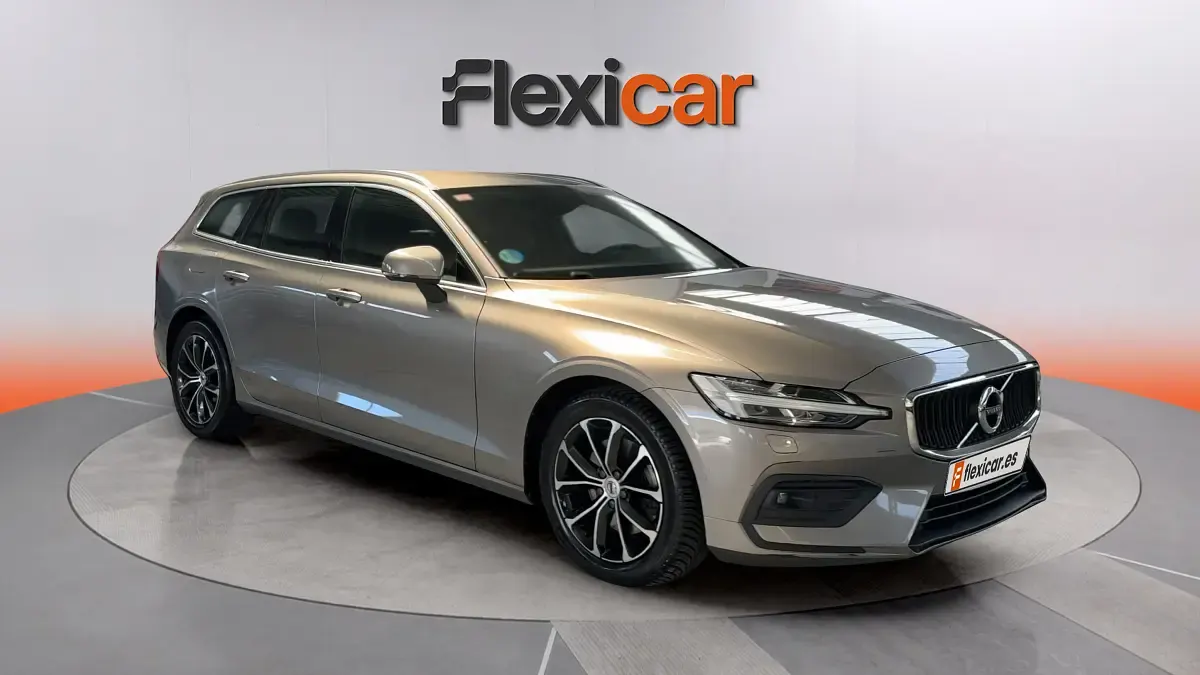 Usado Volvo V60 Momentum 197 CV (144 kW) 2021 Familiar