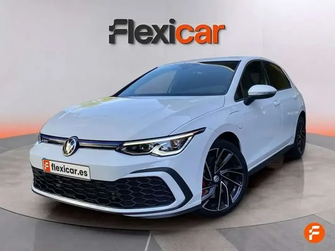 Usado VW Golf VIII GTE 245 CV (180 kW) 2020 Blanco Utilitario