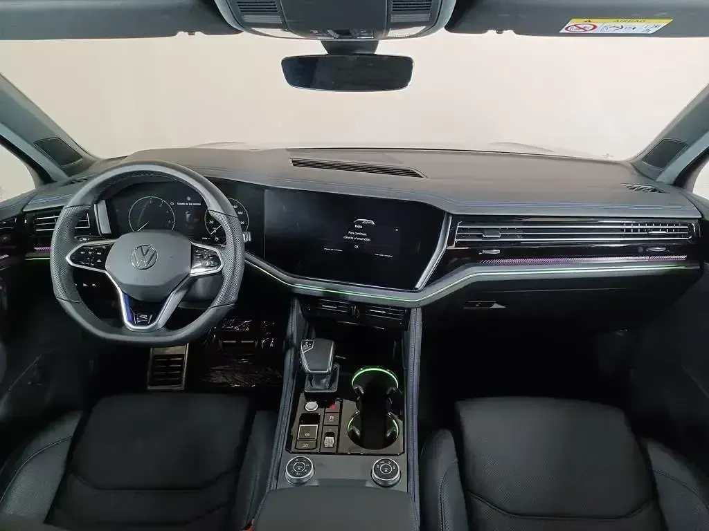 Usado VW Touareg R 462 CV (339 kW) 2023 Azul SUV