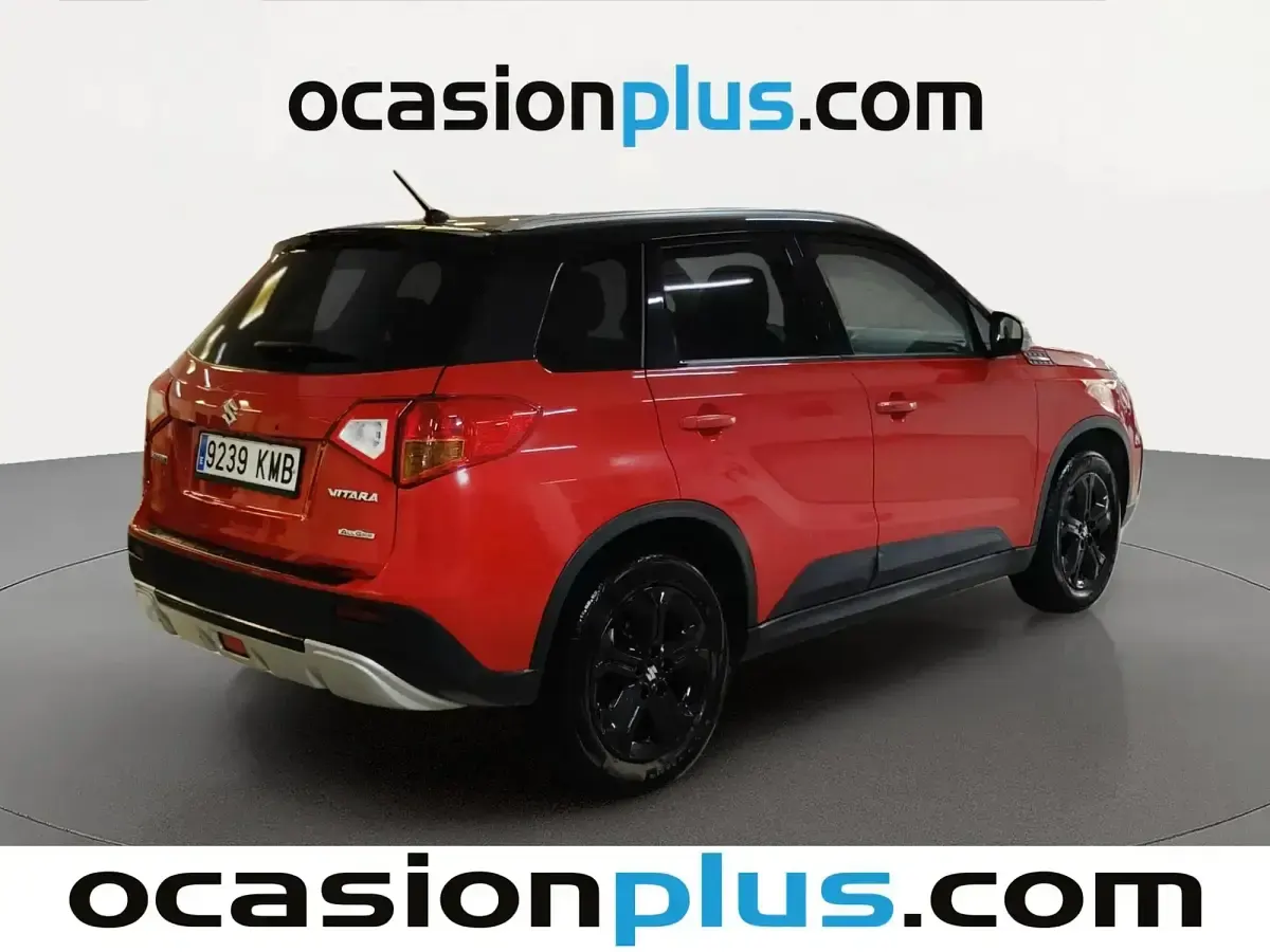 Usado Suzuki Vitara GLX 140 CV (102 kW) 2018 Rojo SUV