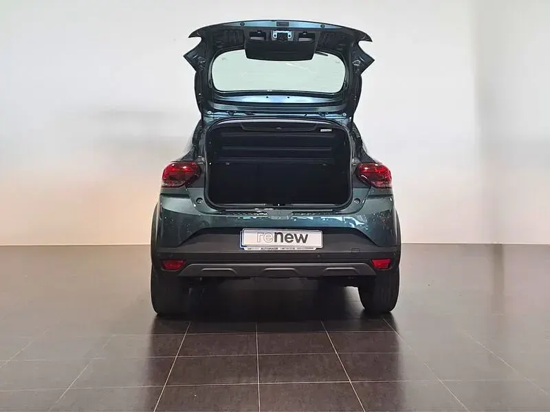 Usado Dacia Sandero Extreme 110 HP (80 kW) 2024 Verde Sedan
