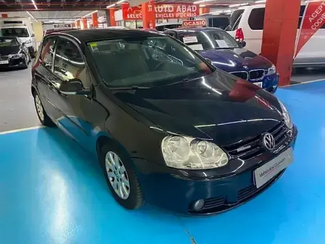 Usado VW Golf VI 105 CV (77 kW) 2008 Negro Utilitario