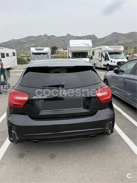 Käytetty Mercedes A200 AMG line 136 HP (100 kW) 2014 Musta Sedan