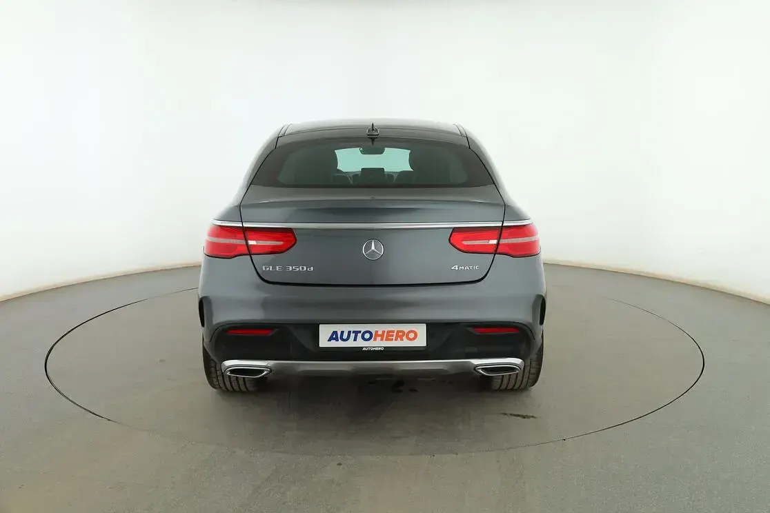 Usado Mercedes GLE350 AMG line 258 CV (189 kW) 2019 Gris SUV