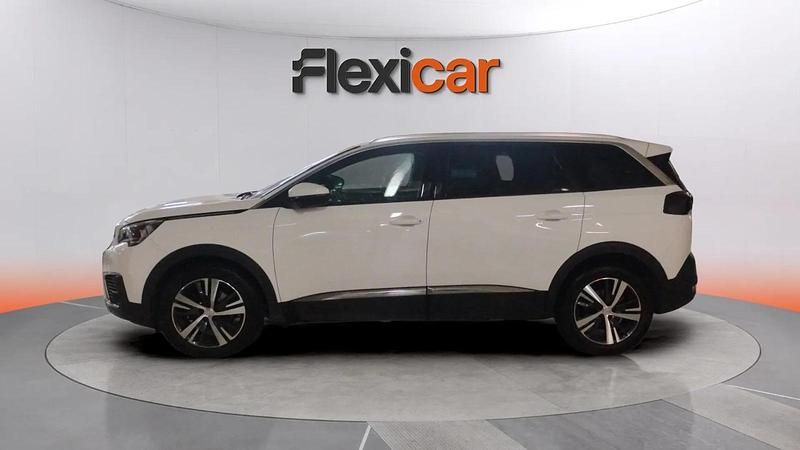 Usado Peugeot 5008 Style 131 CV (96 kW) 2017 Blanco Monovolumen