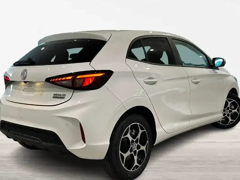Neu MG MG3 Luxury 195 PS (143 kW) 2026 Weiß Kleinwagen