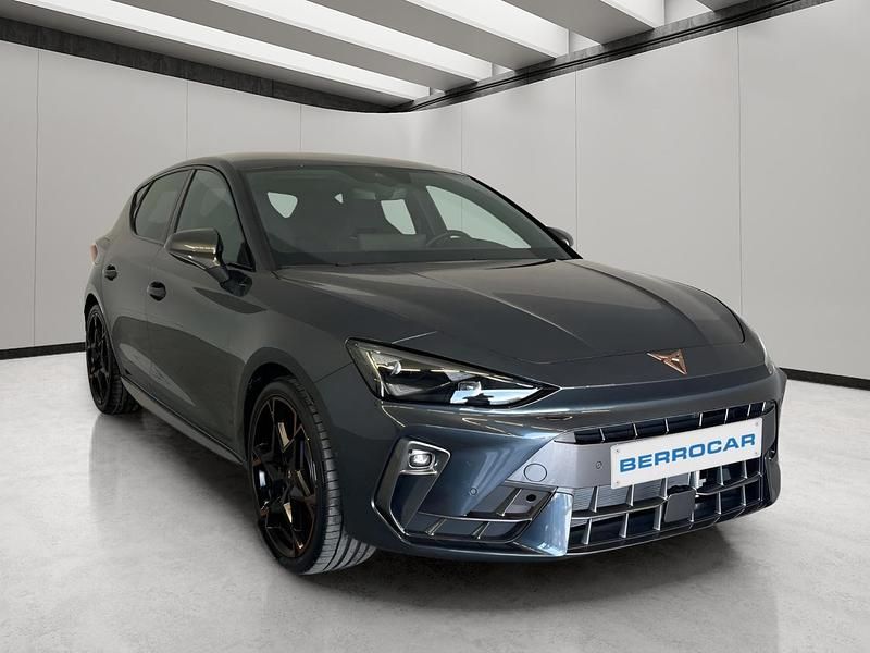 Gris Usado 2024 Cupra Leon Coupe | 32.900 € - Imagen 1/4