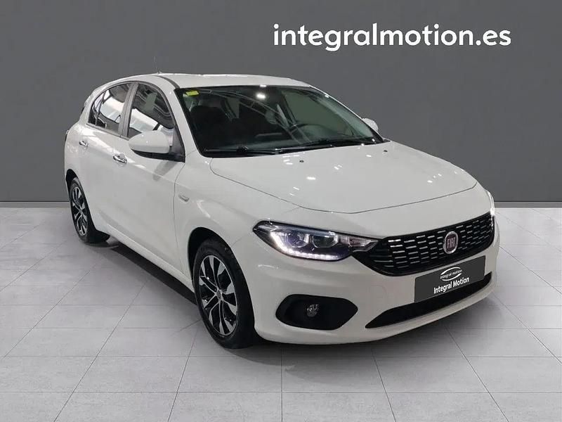 Usado Fiat Tipo Mirror 120 HP (88 kW) 2020 Branco