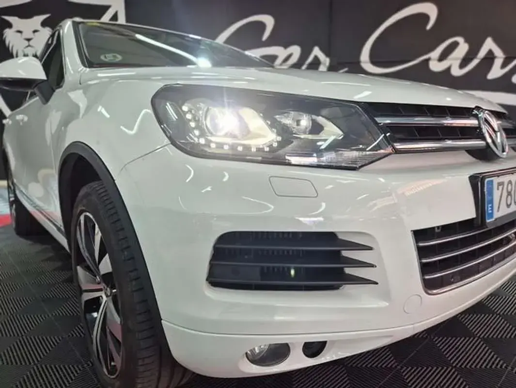 Usado VW Touareg 340 CV (250 kW) 2012 Blanco SUV