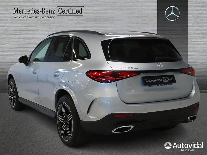 Usado Mercedes GLC300e 333 CV (244 kW) 2024 Gris SUV