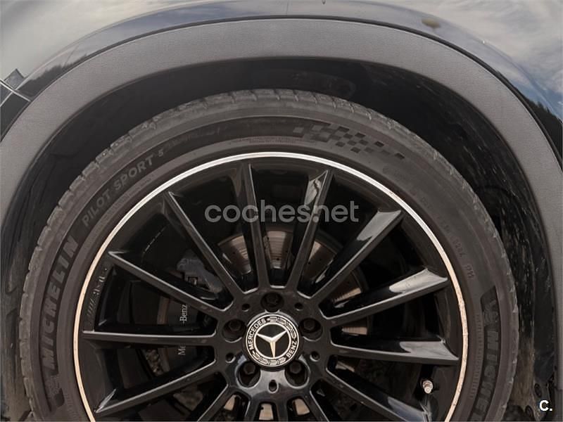 Usado Mercedes GLA200 136 CV (100 kW) 2017 Negro SUV