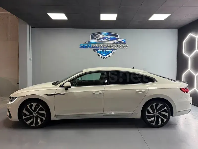 Usado VW Arteon R-line 150 CV (110 kW) 2020 Blanco Berlina