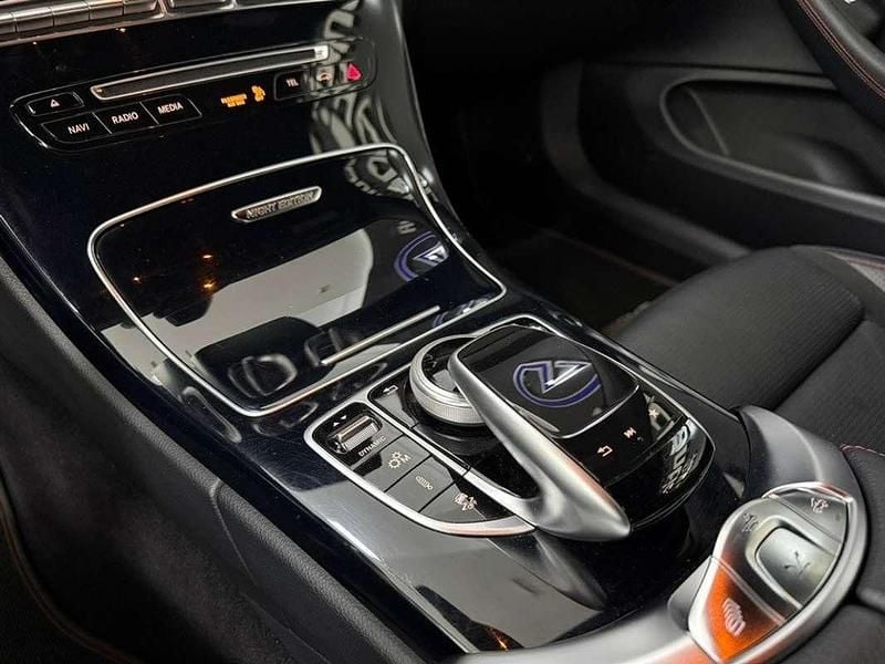 Usado Mercedes C43 AMG AMG 366 CV (269 kW) 2018 Negro Descapotable