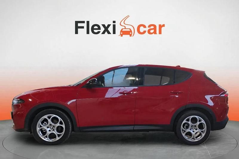Usado Alfa Romeo Tonale Sprint 131 CV (96 kW) 2022 Rojo SUV