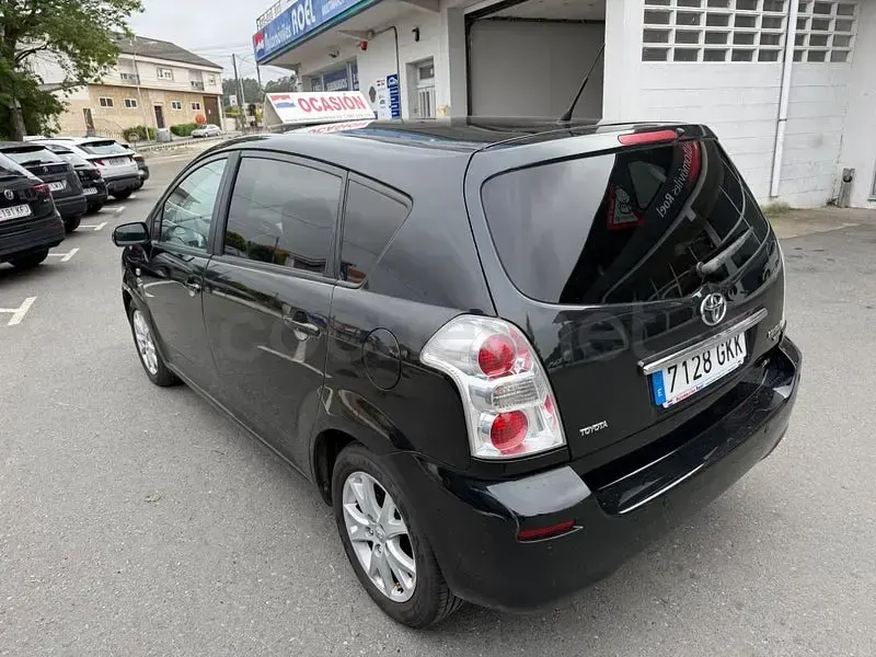 Usado Toyota Corolla Verso Sol 136 CV (100 kW) 2009 Negro Monovolumen