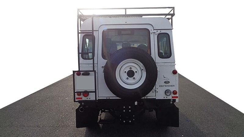 Blanco Usado 2016 Land Rover Defender SUV | 30.500 € - Imagen 1/1