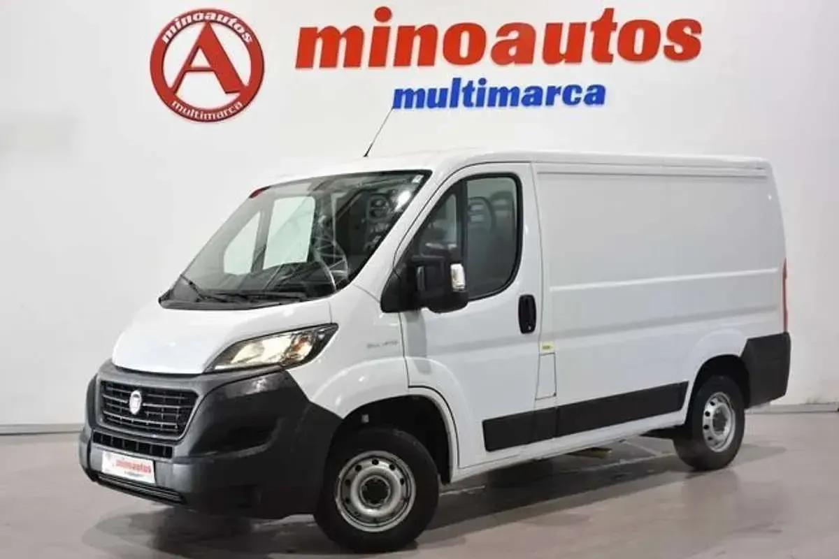 Usado Fiat Ducato 120 CV (88 kW) 2021 Blanco Van