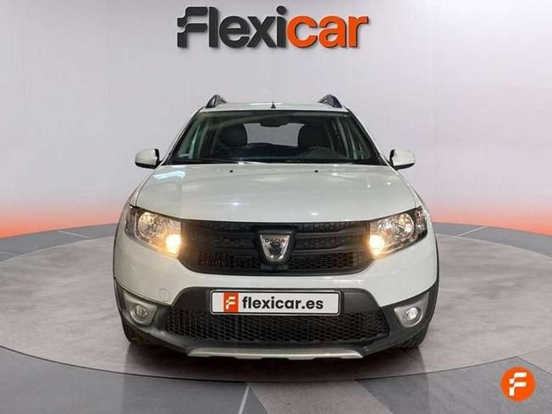 Usado Dacia Sandero Stepway 90 CV (66 kW) 2016 Blanco Berlina