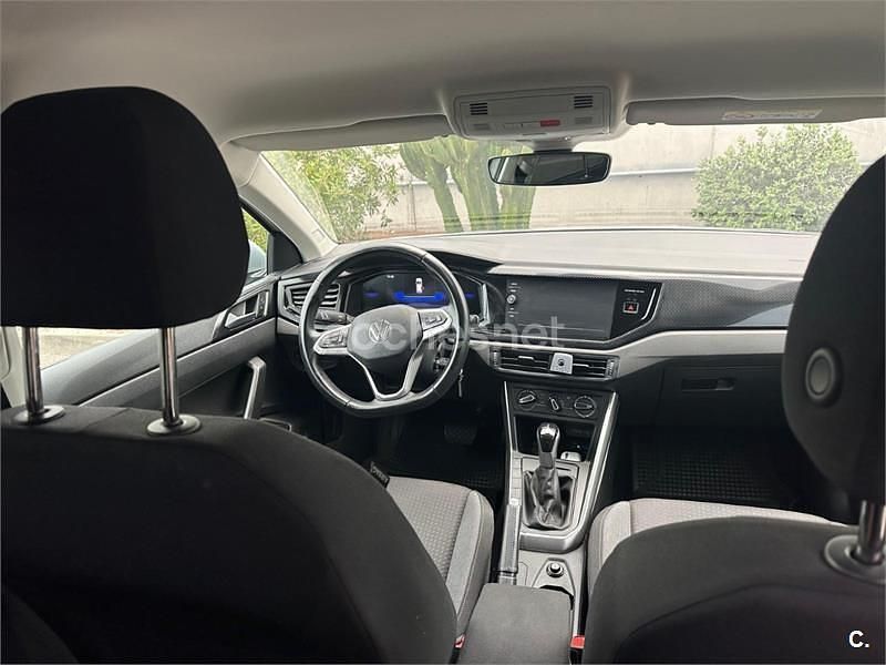 Usado VW Taigo Style 115 CV (84 kW) 2024 Gris / plata SUV