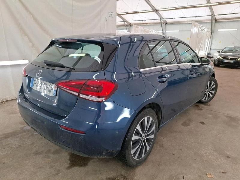 Usado Mercedes A250 219 CV (161 kW) 2021 Azul Berlina