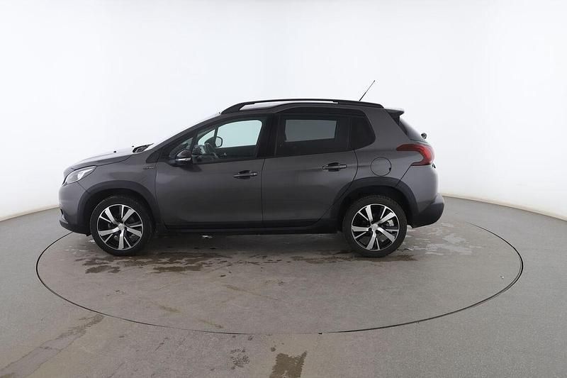 Usado Peugeot 2008 GT-line 102 CV (75 kW) 2019 Gris SUV