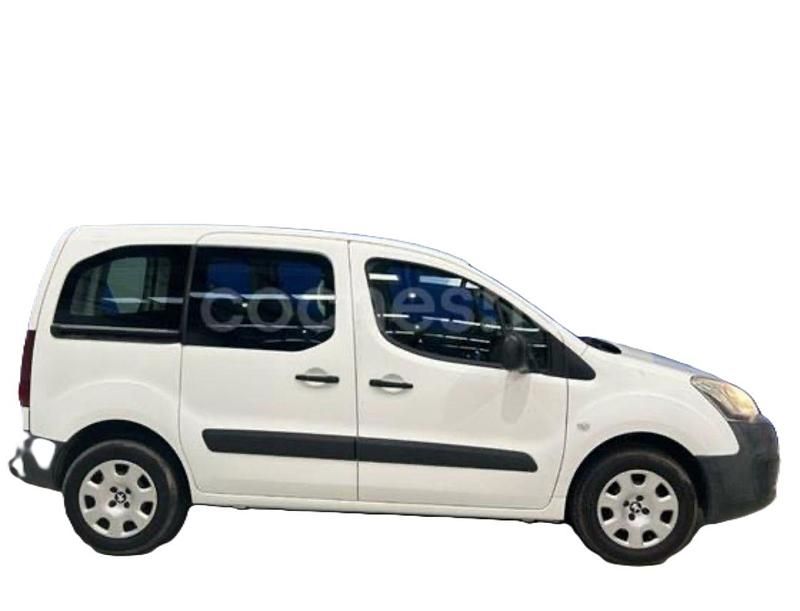 Usado Peugeot Partner Tepee 92 CV (67 kW) 2015 Blanco Monovolumen