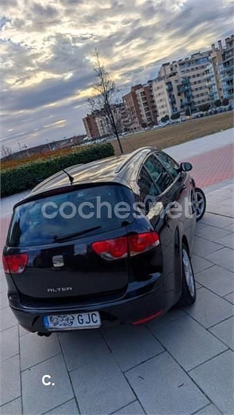 Usado Seat Altea XL 140 CV (102 kW) 2008 Negro Monovolumen