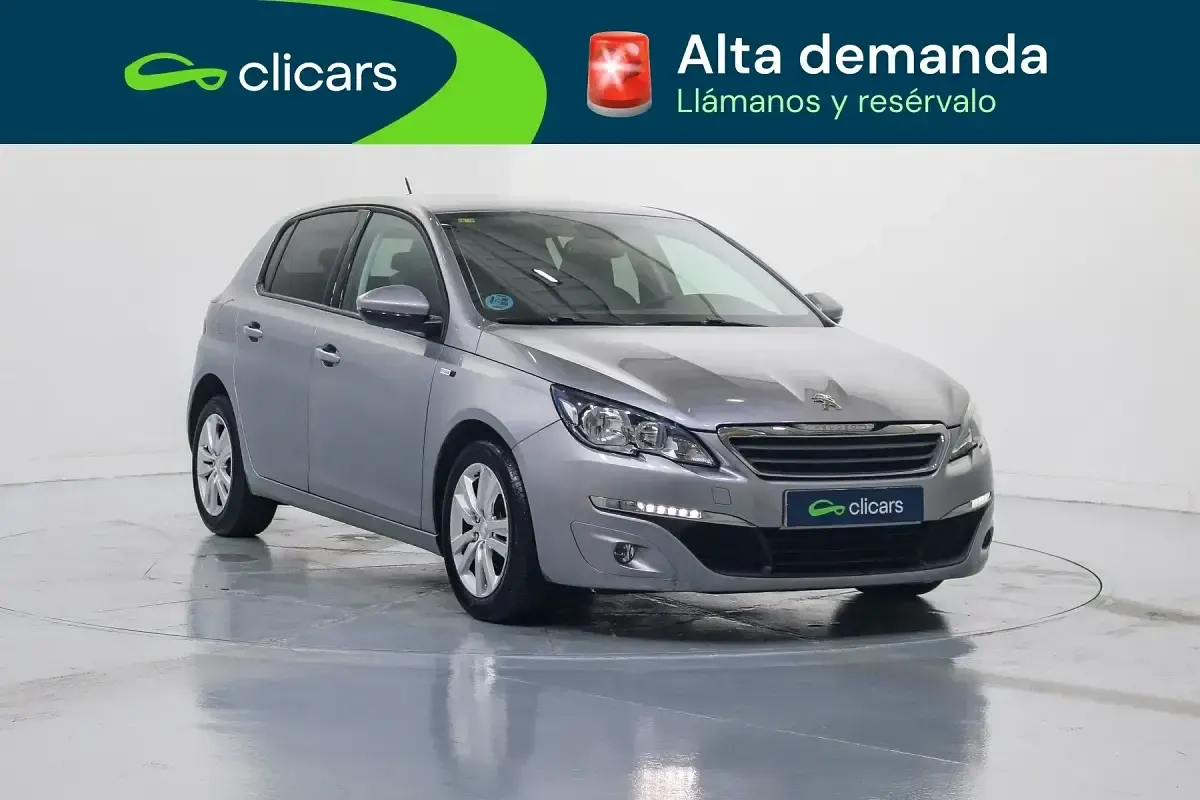 Usado Peugeot 308 Style 100 CV (73 kW) 2016 Gris Utilitario