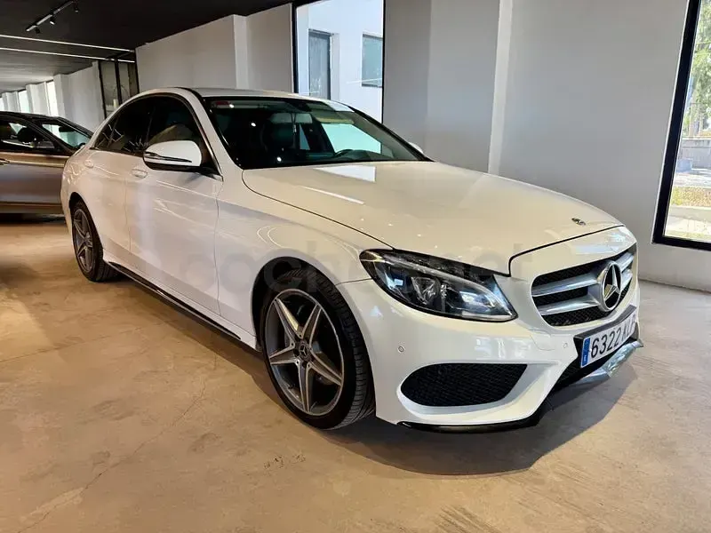 Usado Mercedes C220 194 CV (142 kW) 2018 Blanco Berlina