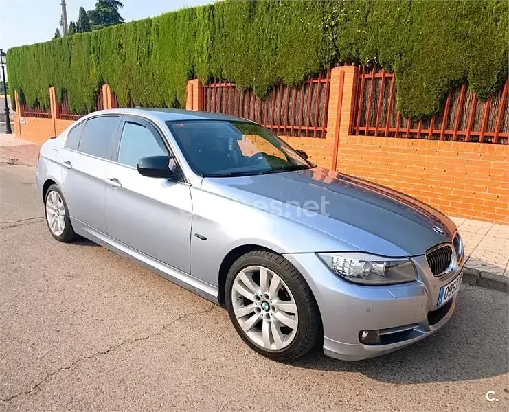 Usado BMW 320 163 CV (119 kW) 2011 Gris / plata Berlina