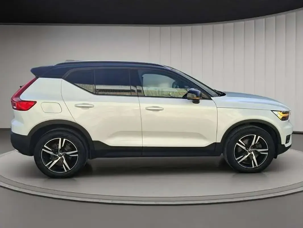 Usado Volvo XC40 R-Design 190 HP (139 kW) 2018 Branco SUV