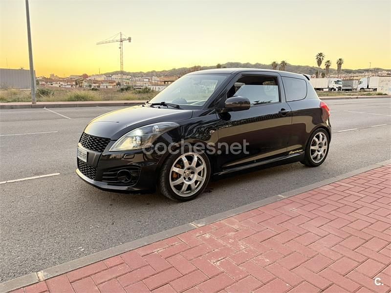 Usado Suzuki Swift Sport 136 CV (100 kW) 2014 Negro Utilitario