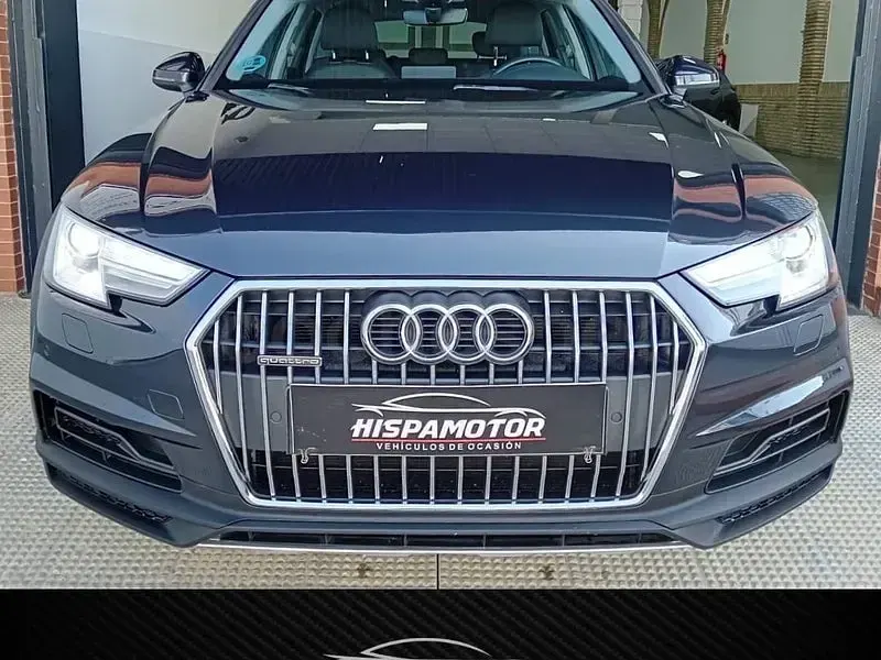 Usado Audi A4 Allroad 150 CV (110 kW) 2018 Azul Familiar