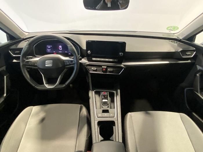 Usado Seat Leon Style 150 CV (110 kW) 2024 Azul